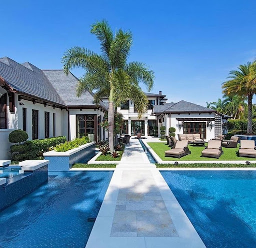 Lily Galadzhyan - Real Estate - Thumbnail