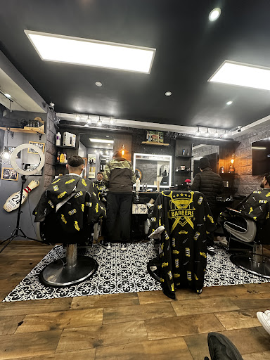 M16 barbershop