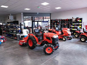 Photo n°6 de Cloué Viti Vini - Cloué Equipement à Angé (Magasin de matériel de motoculture)
