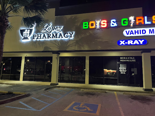 Lopez Pharmacy - Visual