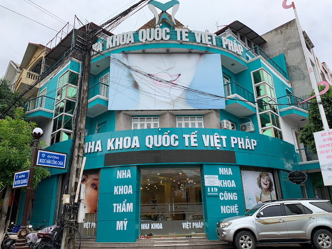 Nha Khoa Quốc Tế Việt Pháp – 119 Huyền Quang