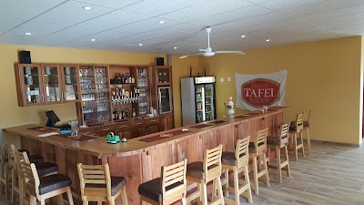 bar