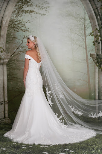 Renaissance Bridal Boutique - Thumbnail