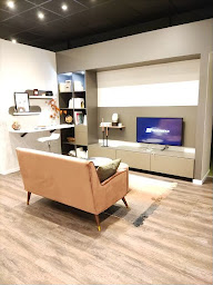 Photo n°6 de Mobalpa à Pornic (Magasin de meubles de bureau)