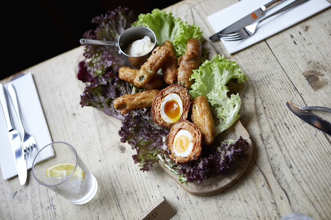 Reviews of The Crown, Islington in London - Pub
