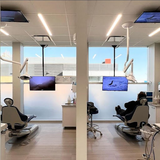 Smiles Dental Group - Edmonton Dentist - Thumbnail