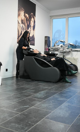 1A Cut Gallery - Germany