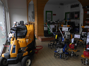 Photo n°5 de A&MS - Agri et Motoculture Services à Thouars (Magasin de matériel de motoculture)