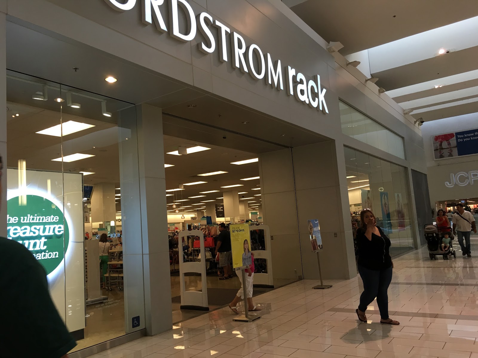 Nordstrom Rack City Place Closing January 2014 • Long Beach Post News