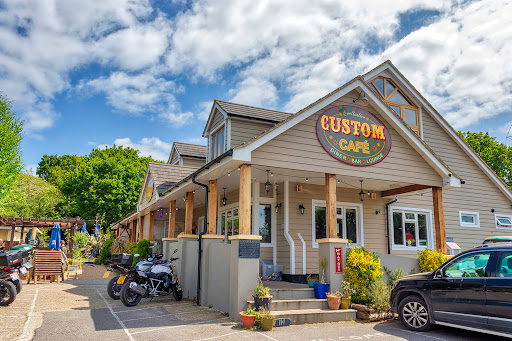 The Custom Cafe - Visual