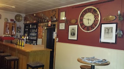 Photos of Caf&eacute; am Duerf