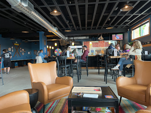 Corner Taphouse - Visual