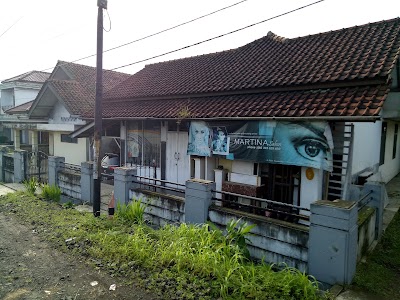 Photos of Martina Salon