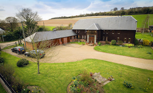 North Downs Barn B&B Rochester North Downs Barn, Bush Rd, Cuxton, Rochester ME2 1HF, United Kingdom