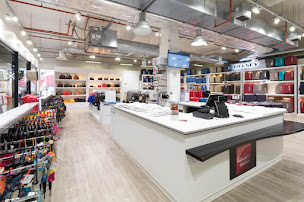 Photo n°14 de Delsey Sté à Corbeil-Essonnes (Magasin de fournitures scolaires)