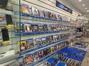 Photo n°2 de Cash & You à Calais (Magasin d'articles d'occasion)