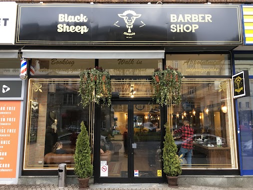 Black Sheep Barber Shop Budapest, Károly körút, Author: Istvan Farkas