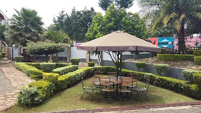 Photos of Eden springs hotel
