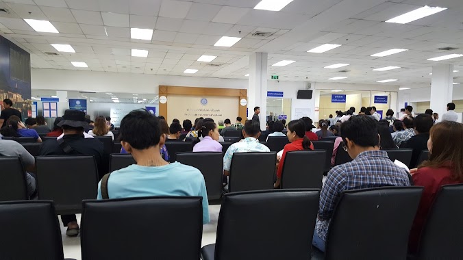 Temporary passport office in Pinklao, Author: anuphon wongtippanad