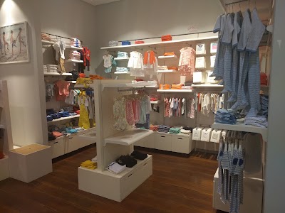 Photos of Petit Bateau at Vattanac Capital Mall