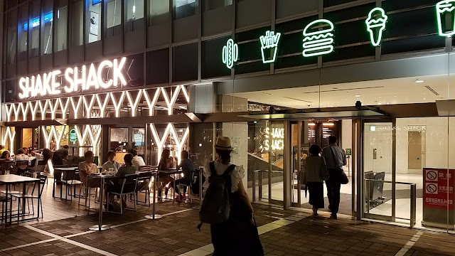 SHAKE SHACK Shinjuku Southern Terrace