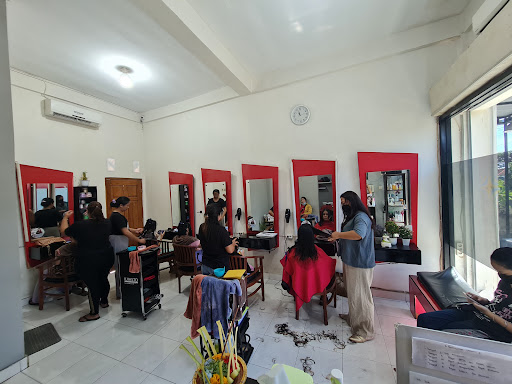 Aie Salon