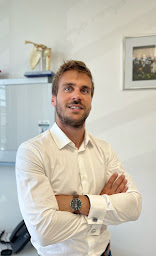 Photo n°2 de Dr Thibault Gerosa à Aix-en-Provence (Chirurgien orthopédiste)