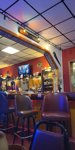 Krissis Country Roadhouse / Al's Upper Inn Club - Thumbnail