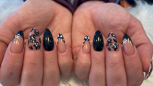 COCO NAIL BAR - ROLLING MEADOWS - Thumbnail
