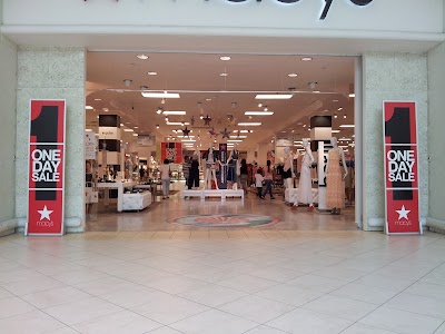 Photos of Edison Mall