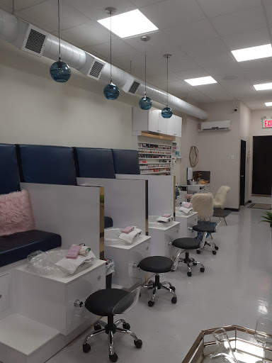 LiLi Beauty Center