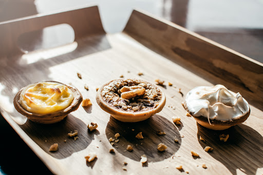 Jun's Bakery - Visual