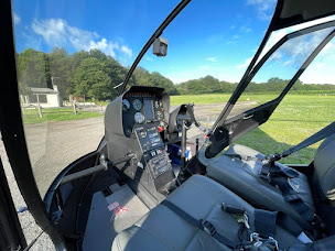 Photo n°4 de Héliclub du Périgord à Saint-Crépin-et-Carlucet (Centre de sports aériens)