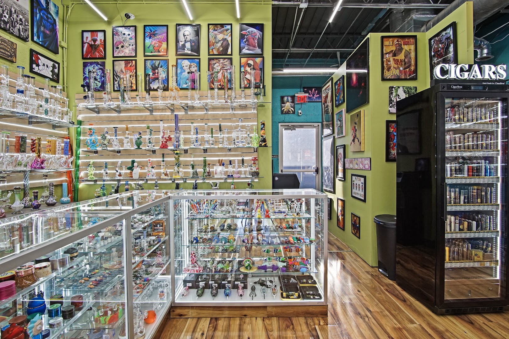 World of Smoke & Vape - Oklahoma City photo 2