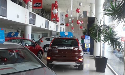 Photos of Honda Fame Corregidora