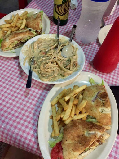 Pizzas California