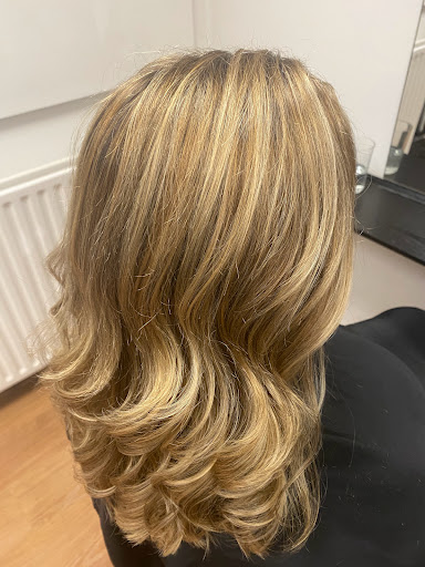 Lexi's Hair Design Ltd - Thumbnail