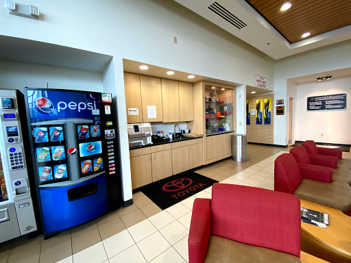 Jeff Wyler Toyota of Springfield Service Gallery - United States