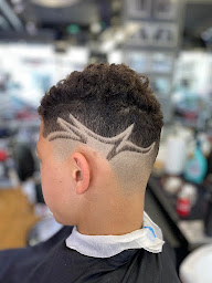 Photo n°10 de Barber Game - Barbier coiffeur Levallois Perret à Levallois-Perret (Magasin d'articles de coiffure pour hommes)