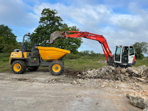 Photo n°7 de M.L.T TP à Argentré (Société de travaux publics)