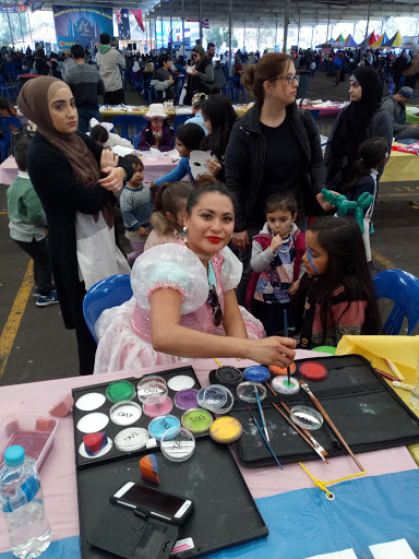MagicLand - Professional Entertainer for Kids Parties to Hire in Sydney, Australia - Thumbnail