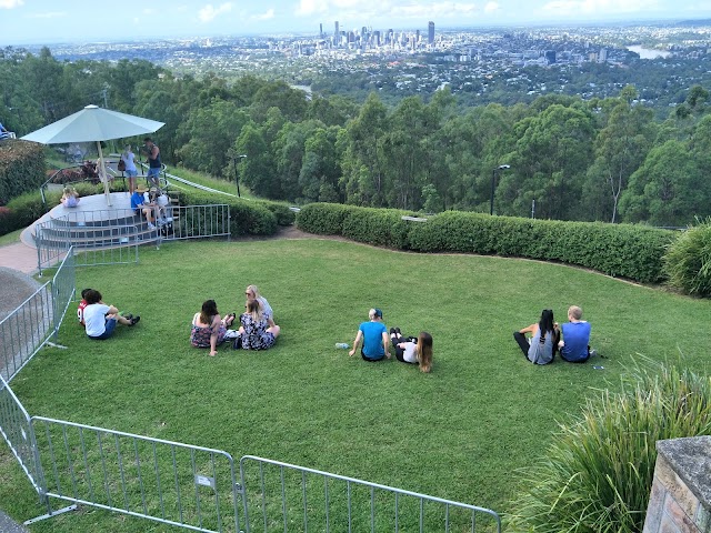 Mt. Coot-Tha Lookout