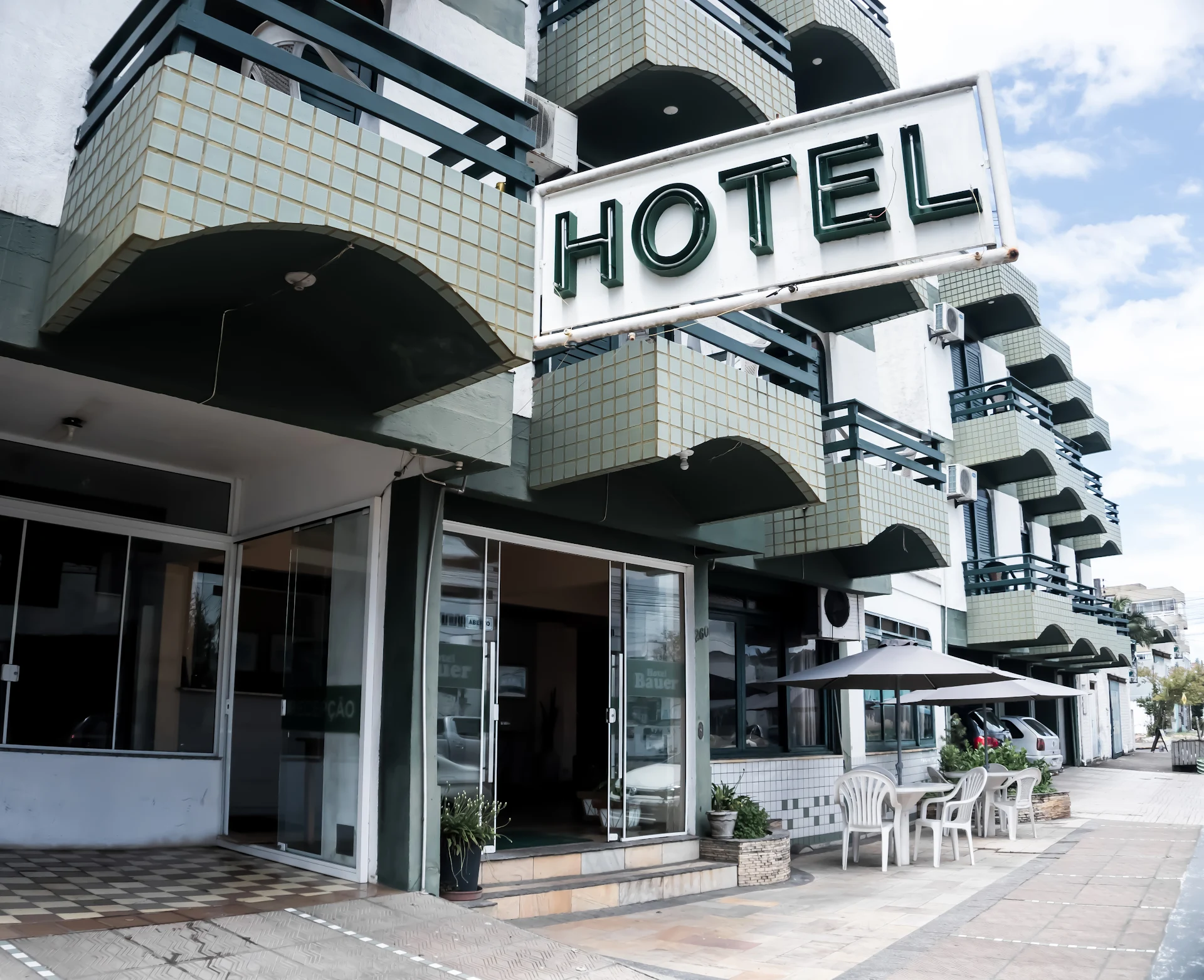 Hotel Bauer