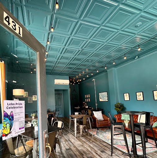 Mel's Petit Café - Thumbnail
