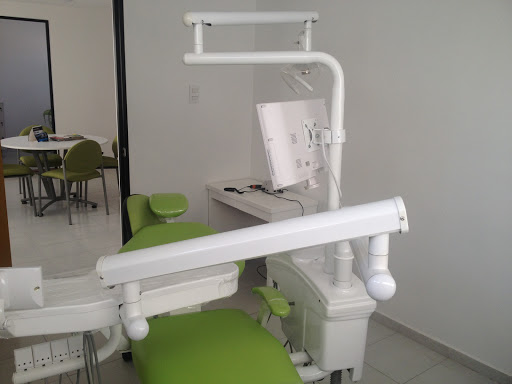 ORTO ORAL CLINICA DENTO FACIAL. Dr. Hernandez Cerda Jose luis