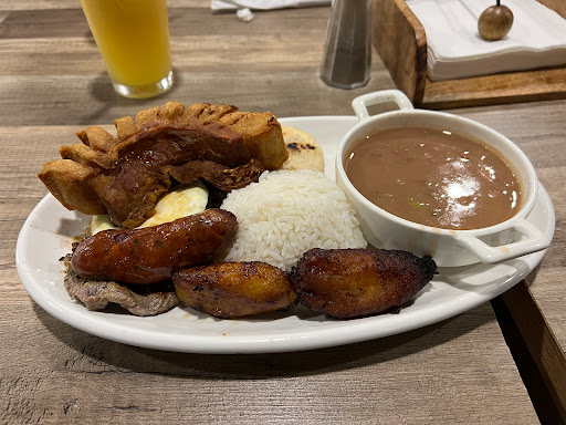 Mi Sitio Colombian Restaurant Gallery - United States