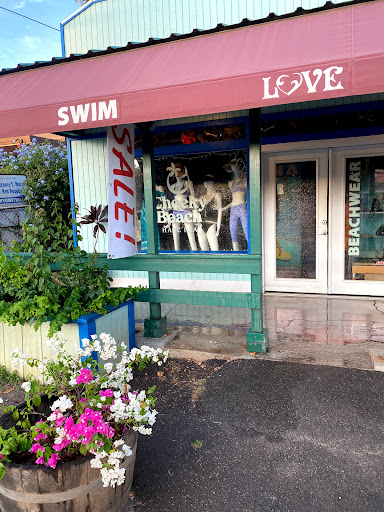 Cheeky Beach Haleiwa ( Pualani Haleiwa) Gallery - United States