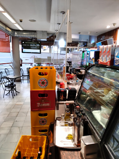 Cafeteria B'd' Gust - Thumbnail