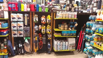 Photos of Cape Union Mart Brooklyn Mall