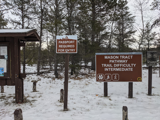 Mason Tract Pathway Trailhead - Thumbnail